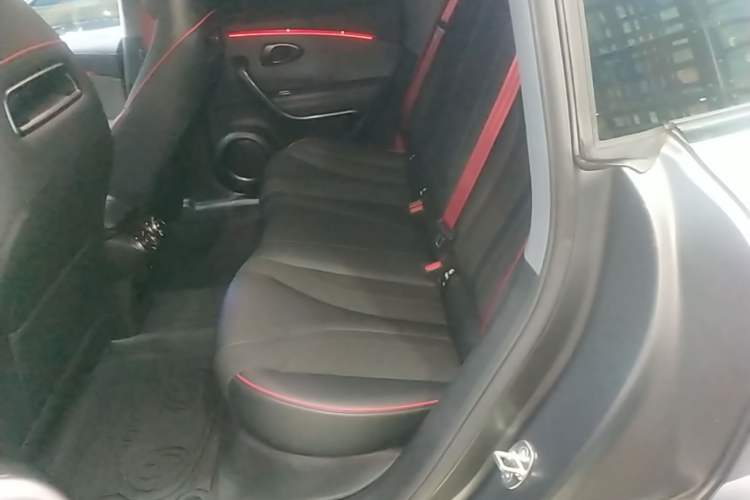 Used ORA Lightning Cat 2024 Dark Night Edition 555km Prestige Version Left Rear Seat