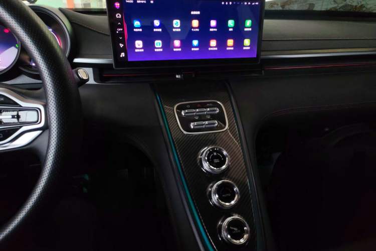 Used ORA Lightning Cat 2024 Dark Night Edition 555km Prestige Version Audio And AC Panel