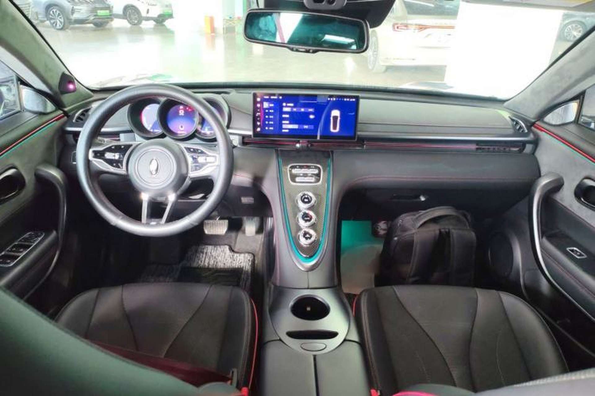 Used ORA Lightning Cat 2024 Dark Night Edition 555km Prestige Version Center Console