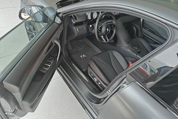 Used ORA Lightning Cat 2024 Dark Night Edition 555km Prestige Version Driver Seat