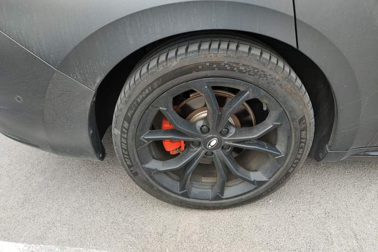 Used ORA Lightning Cat 2024 Dark Night Edition 600 km All-Wheel-Drive High-Performance Version Exterior 5