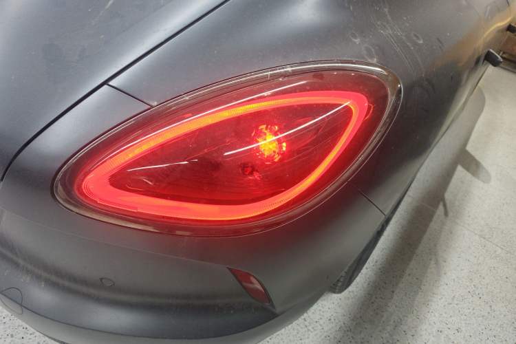 Used ORA Lightning Cat 2024 Dark Night Edition 555km Prestige Version Exterior 6
