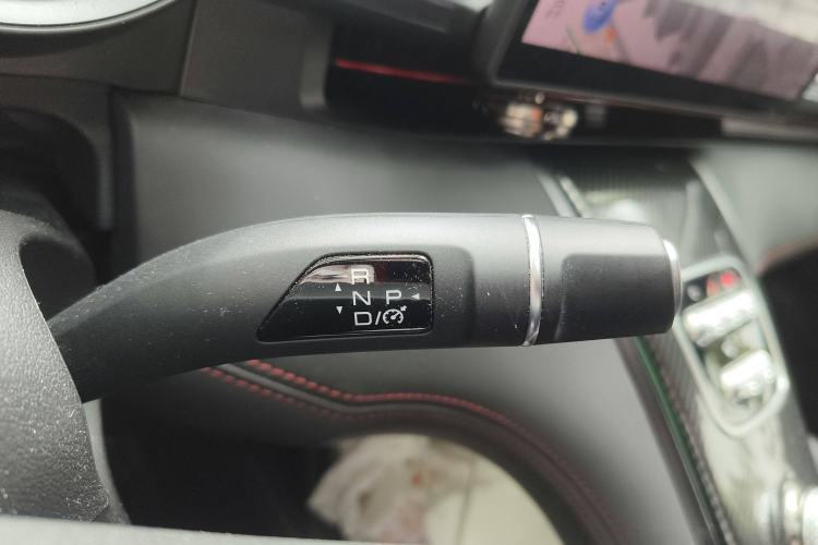 Used ORA Lightning Cat 2024 Dark Night Edition 555km Prestige Version Gear Lever