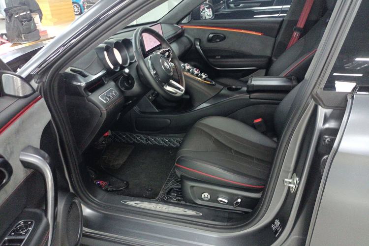 Used ORA Lightning Cat 2024 Dark Night Edition 555km Prestige Version Left Front Seat