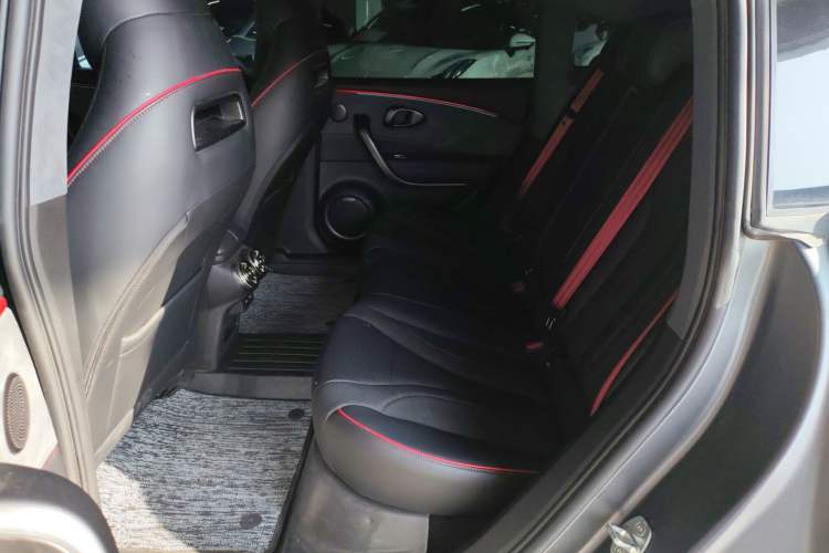 Used ORA Lightning Cat 2024 Dark Night Edition 555km Prestige Version Left Rear Seat