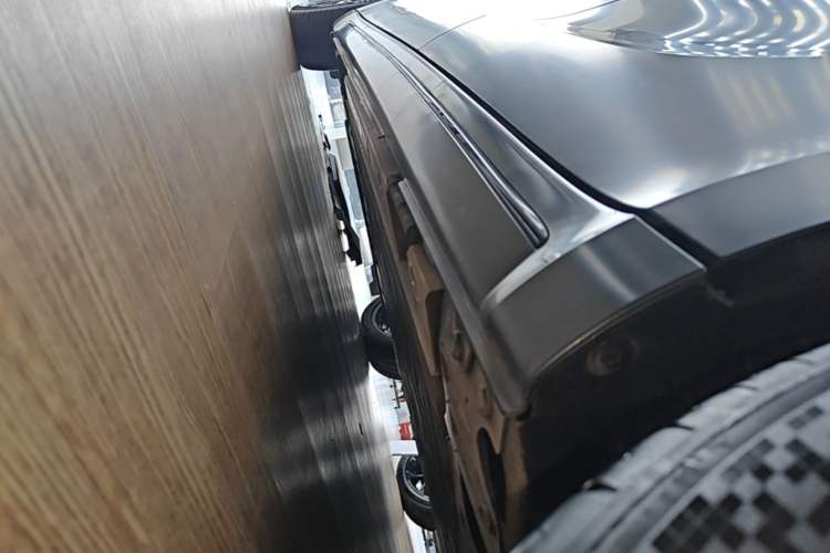 Used ORA Lightning Cat 2024 Dark Night Edition 555km Prestige Version Left Side Sill
