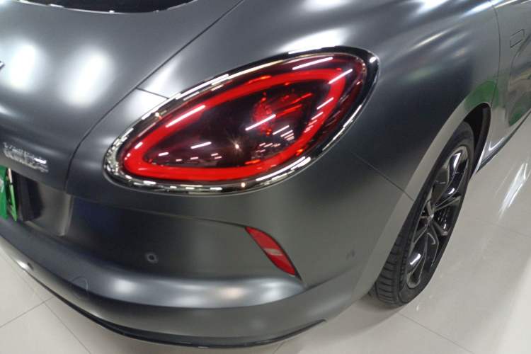 Used ORA Lightning Cat 2024 Dark Night Edition 555km Prestige Version Right Rear Taillight