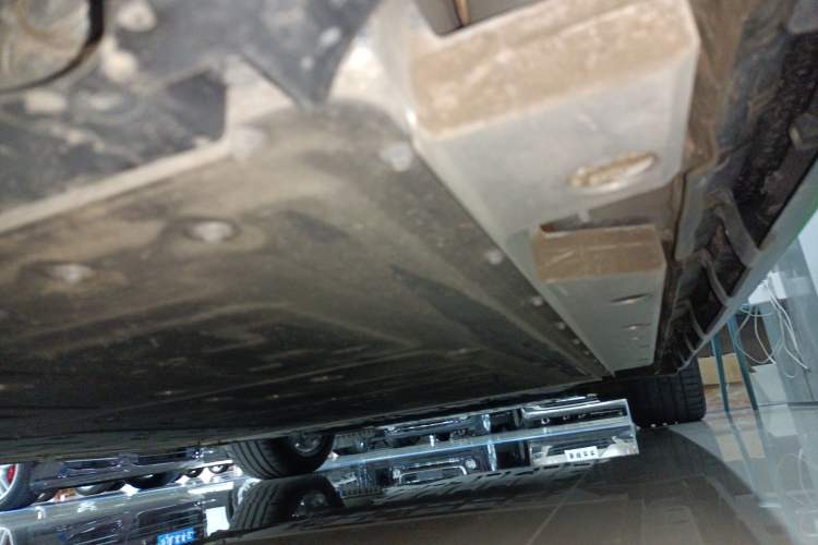 Used ORA Lightning Cat 2024 Dark Night Edition 555km Prestige Version Right Side Sill