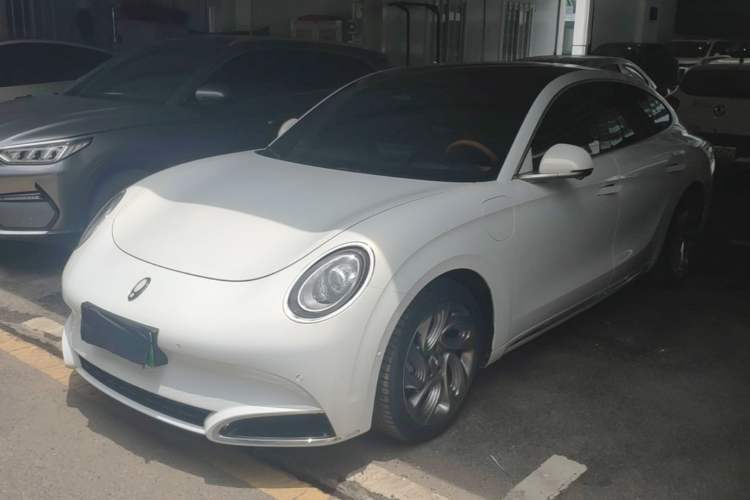 Used ORA Lightning Cat 2024 Dark Night Edition 555km Prestige Version Guazi used car, China used car export, Used car for sale, Used  cars, Cheapest cars for sale