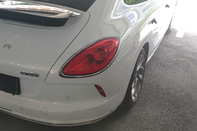 Used ORA Lightning Cat 2024 Dark Night Edition 555km Prestige Version Right Rear Taillight