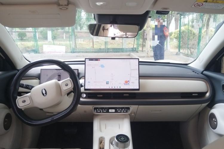 Used ORA 5 2026 Model, 580km Max Edition Center Console