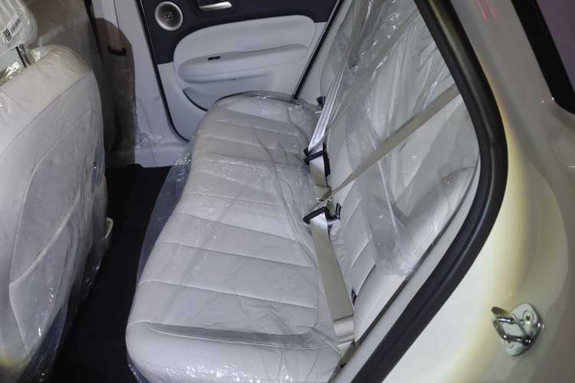 Used ORA 5 2026 Model, 580km Max Edition Left Rear Seat