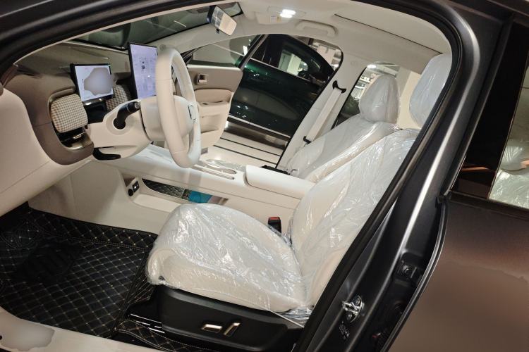 Used ORA 5 2026 Model, 480km LiDAR Edition Left Front Seat