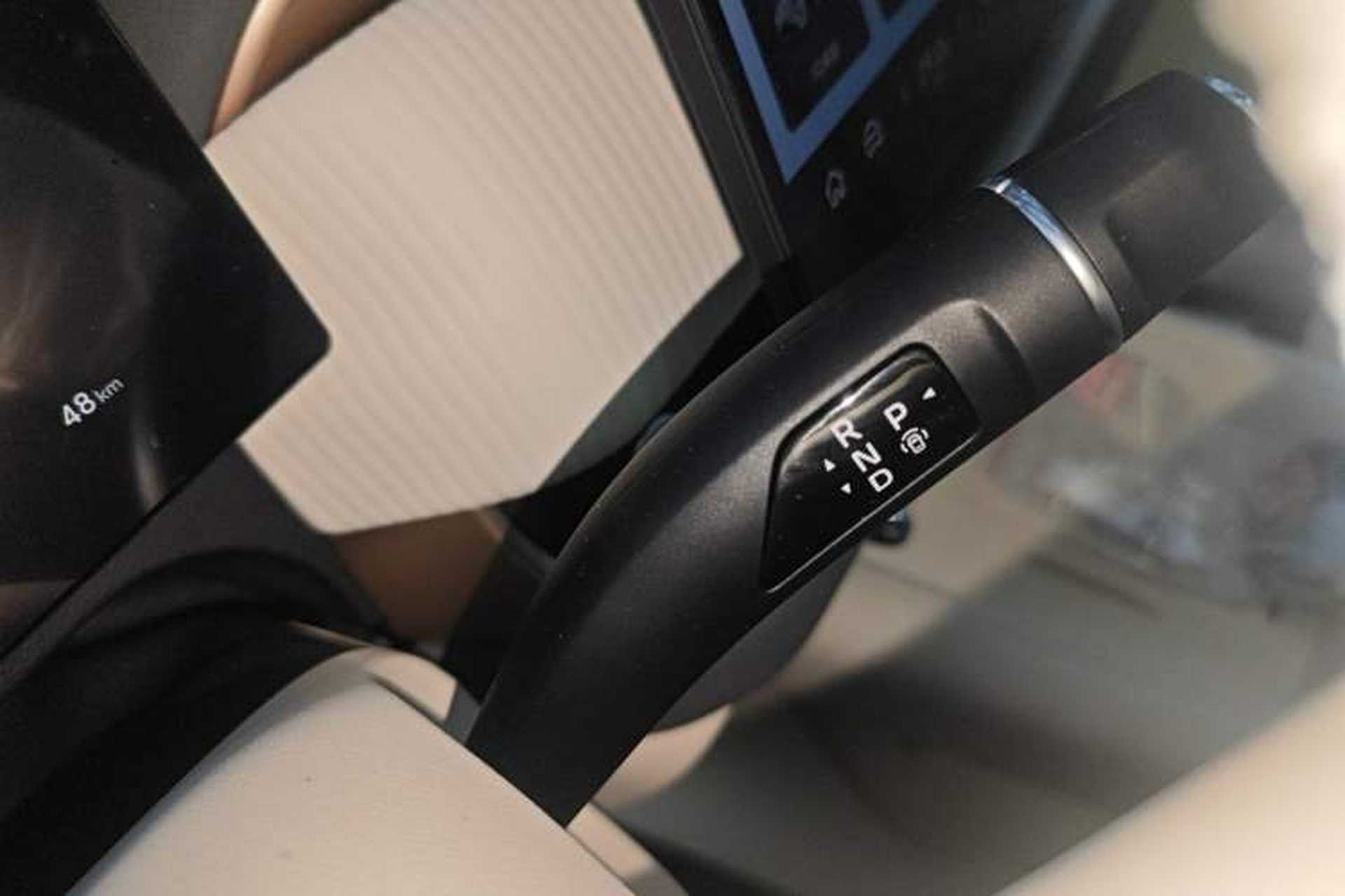 Used ORA 5 2026 Model, 580km Max Edition Gear Lever