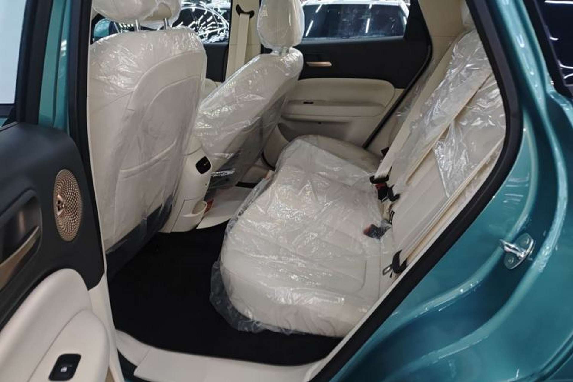 Used ORA 5 2026 Model, 580km Max Edition Left Rear Seat
