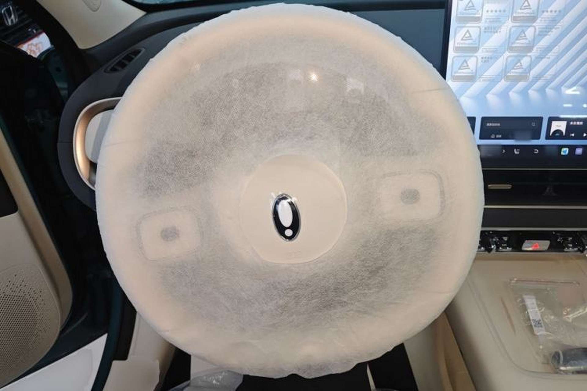 Used ORA 5 2026 Model, 580km Max Edition Steering Wheel
