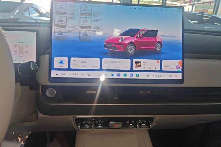Used ORA 5 2026 Model, 480km Pro Edition Audio And AC Panel