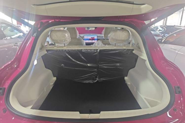 Used ORA 5 2026 Model, 480km Pro Edition Trunk