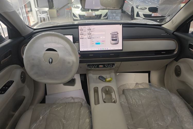 Used ORA 5 2026 Model, 580km Max Edition Center Console