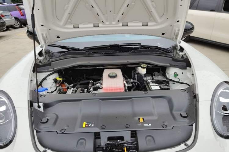 Used ORA 5 2026 Model, 580km Max Edition Engine Bay