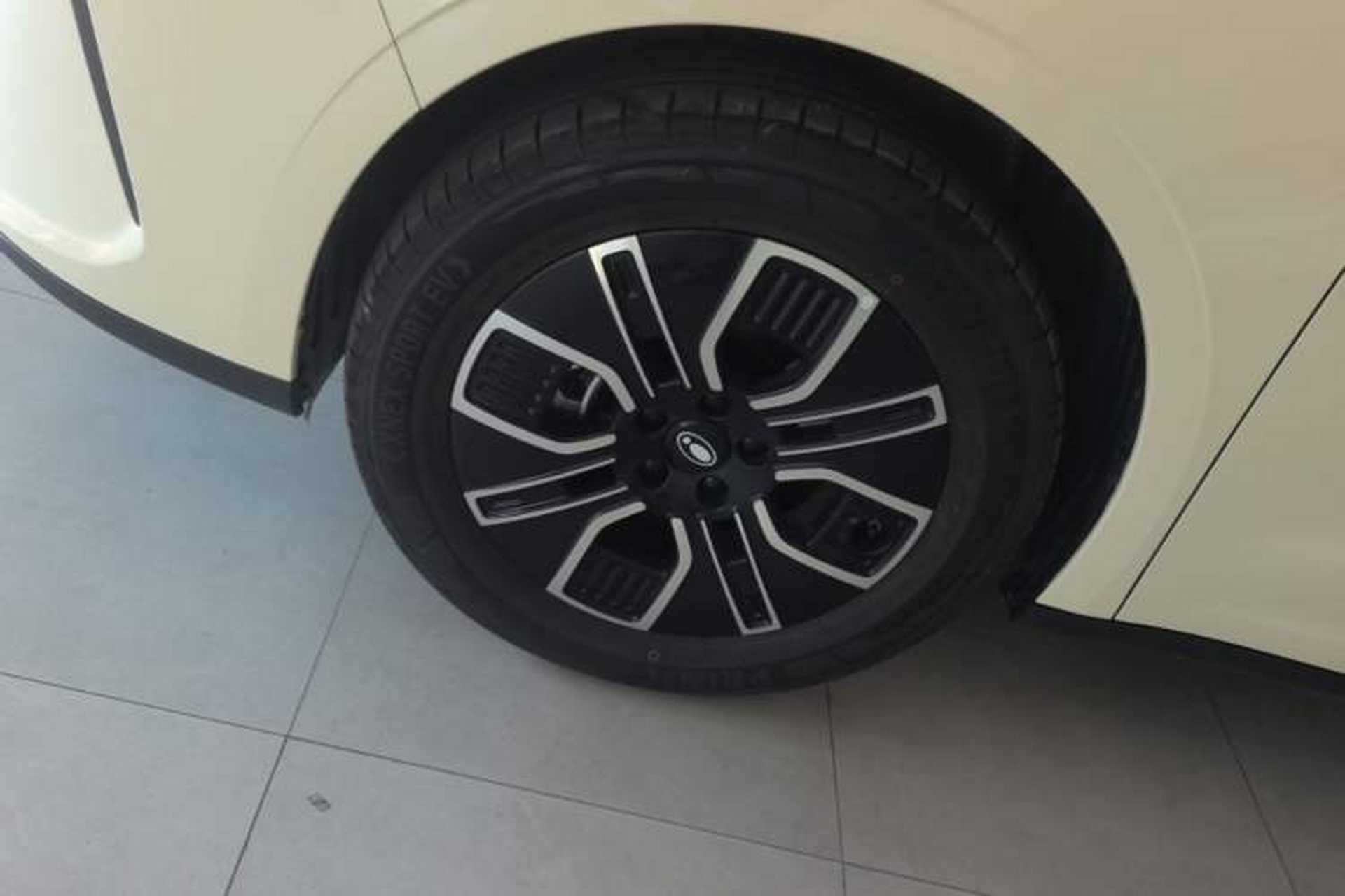 Used ORA 5 2026 Model, 480km Pro Edition Exterior 4