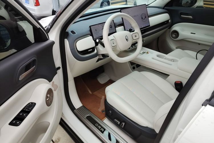 Used ORA 5 2026 Model, 580km Max Edition Left Front Seat