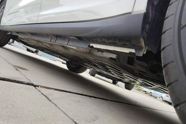 Used ORA 5 2026 Model, 580km Max Edition Left Side Sill