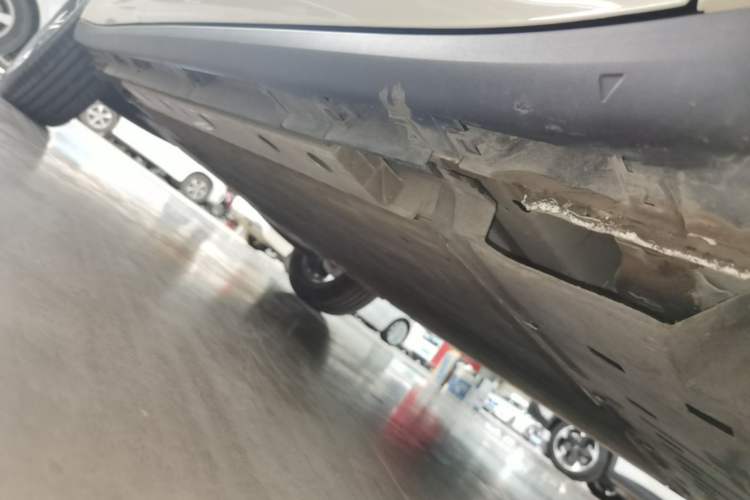 Used ORA 5 2026 Model, 580km LiDAR Edition Right Side Sill