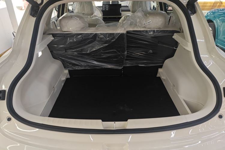 Used ORA 5 2026 Model, 580km Max Edition Trunk