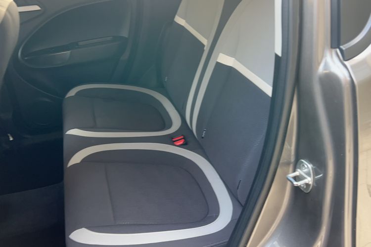 Used ORA White Cat 2020 305 km Luxury Version Interior 1