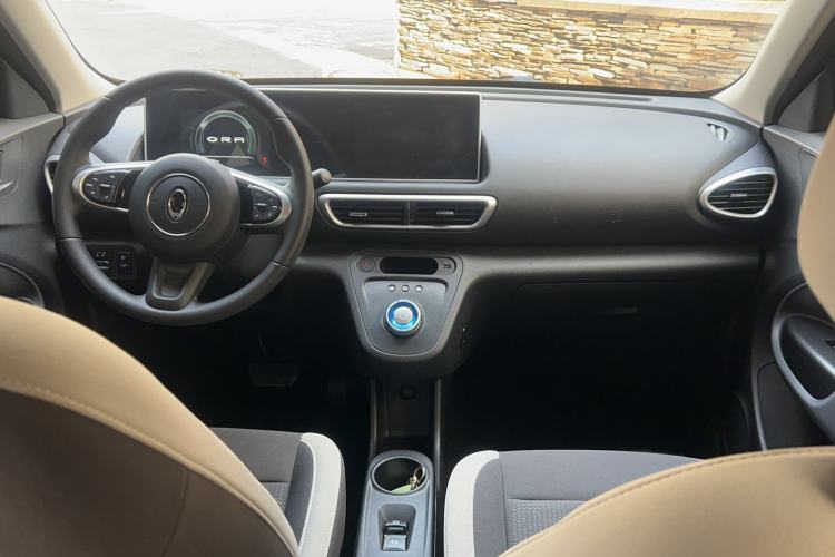 Used ORA White Cat 2020 305 km Luxury Version Interior 3