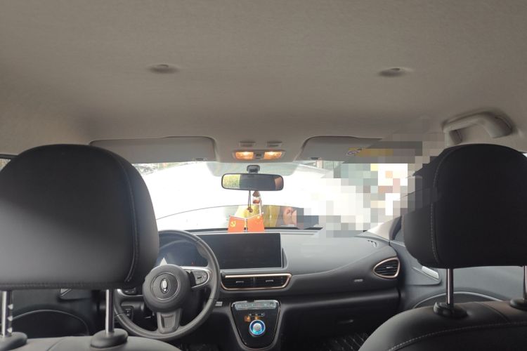 Used ORA White Cat 2022 Xiaoyue Mao Edition 360 km Luxury Model Lithium NMC Headliner
