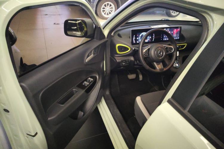 Used ORA White Cat 2020 305 km Luxury Version Driver Seat