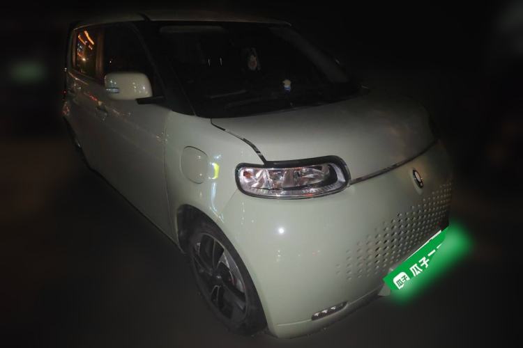 Used ORA White Cat 2020 305 km Luxury Version Front Right 45 Deg
