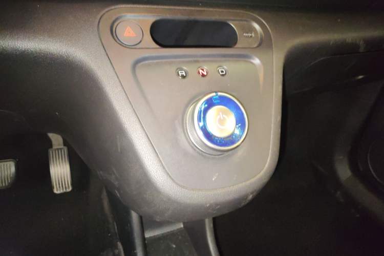 Used ORA White Cat 2020 305 km Luxury Version Gear Lever