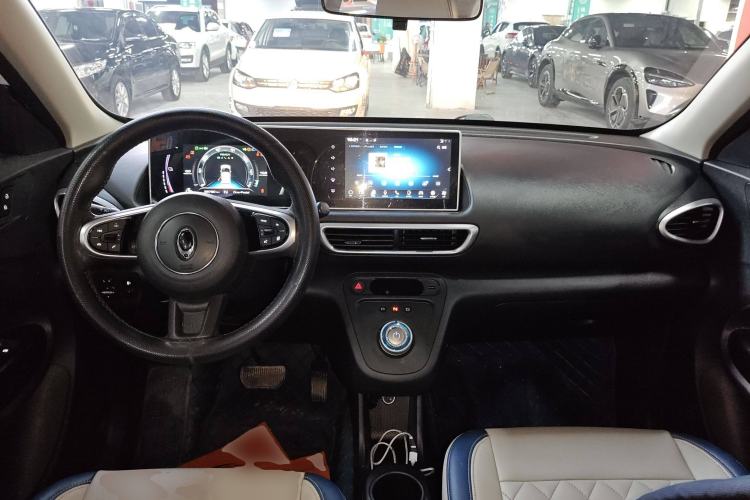Used ORA White Cat 2020 360 km Luxury Version Center Console