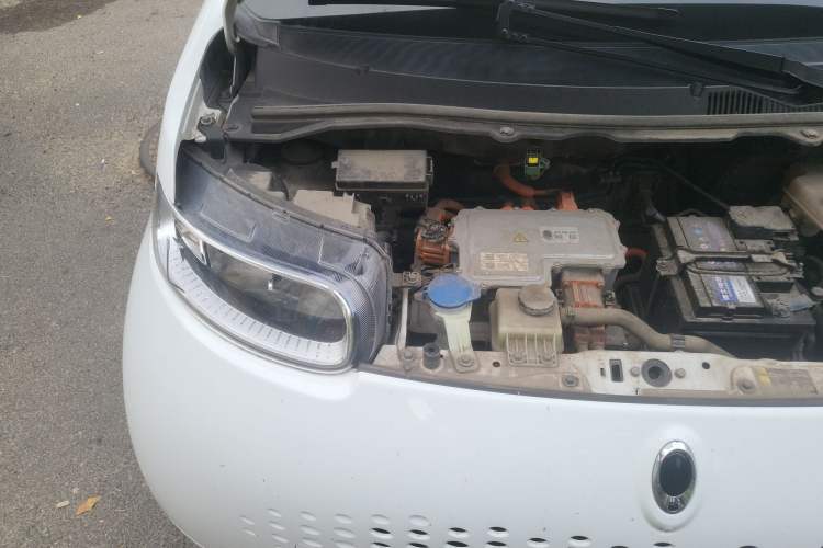 Used ORA White Cat 2020 305 km Luxury Version Engine Bay Right