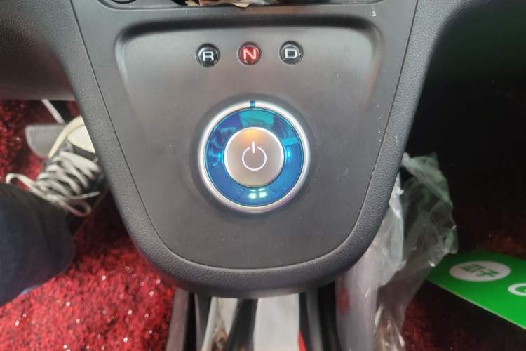 Used ORA White Cat 2020 305 km Luxury Version Gear Lever