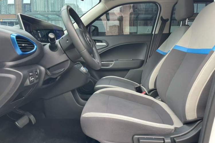 Used ORA White Cat 2020 305 km Luxury Version Interior 3