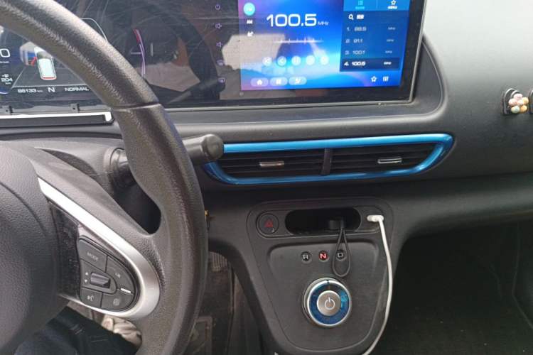 Used ORA White Cat 2020 305 km Luxury Version Audio And AC Panel