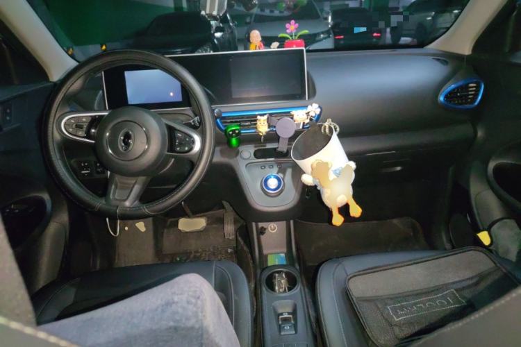 Used ORA White Cat 2020 401 km Flagship Version Center Console
