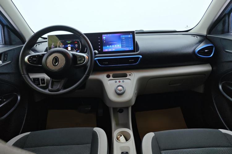 Used ORA White Cat 2020 305 km Luxury Version Center Console