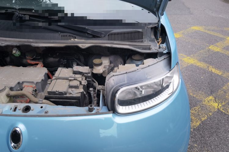 Used ORA White Cat 2020 305 km Luxury Version Engine Bay Left