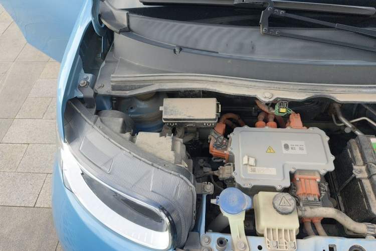 Used ORA White Cat 2020 360 km Luxury Version Engine Bay Right
