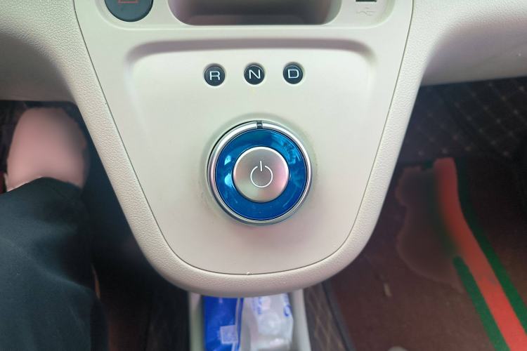 Used ORA White Cat 2020 305 km Luxury Version Gear Lever