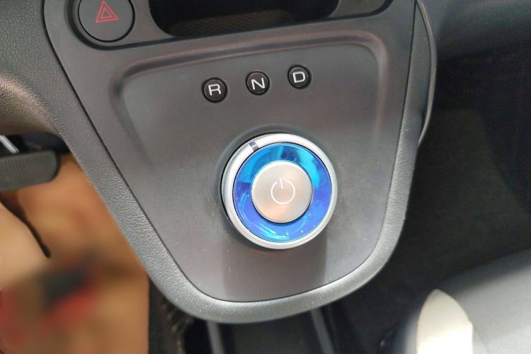 Used ORA White Cat 2020 305 km Luxury Version Gear Lever