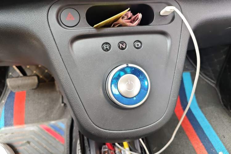 Used ORA White Cat 2020 360 km Luxury Version Gear Lever