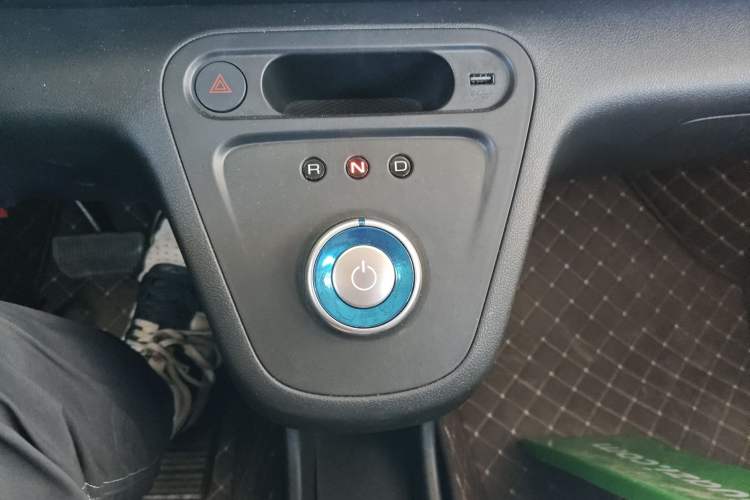 Used ORA White Cat 2020 305 km Luxury Version Gear Lever