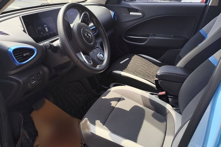 Used ORA White Cat 2020 305 km Luxury Version Interior 3