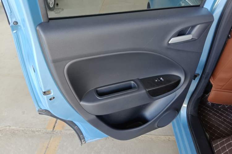 Used ORA White Cat 2020 305 km Luxury Version Left Rear Door Interior